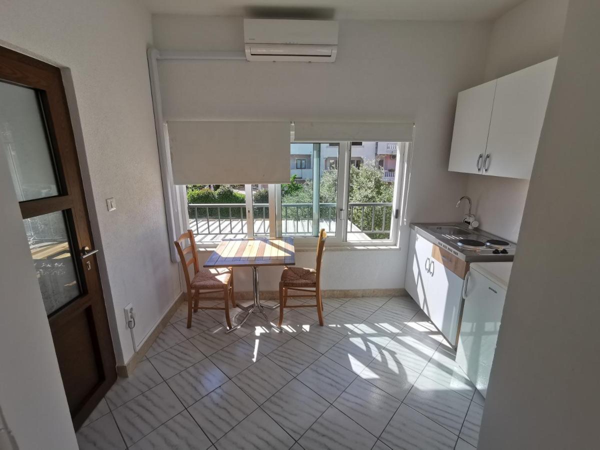 Apartments Divina Rovinj Bagian luar foto